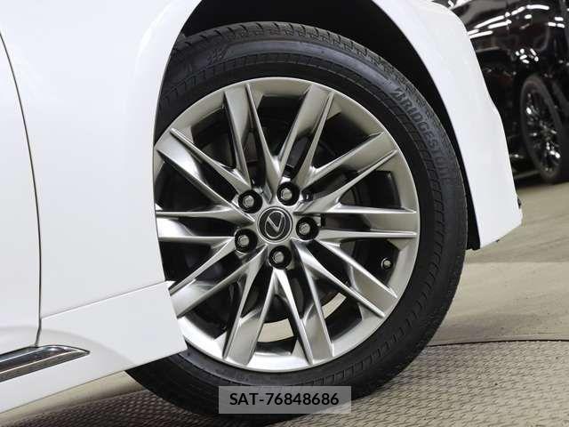 Lexus LS 2017-11 8315190-18