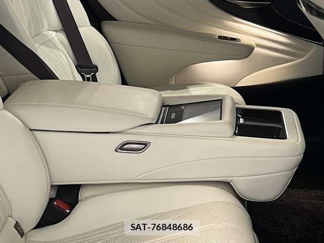 Lexus LS 2017-11 8315190-8