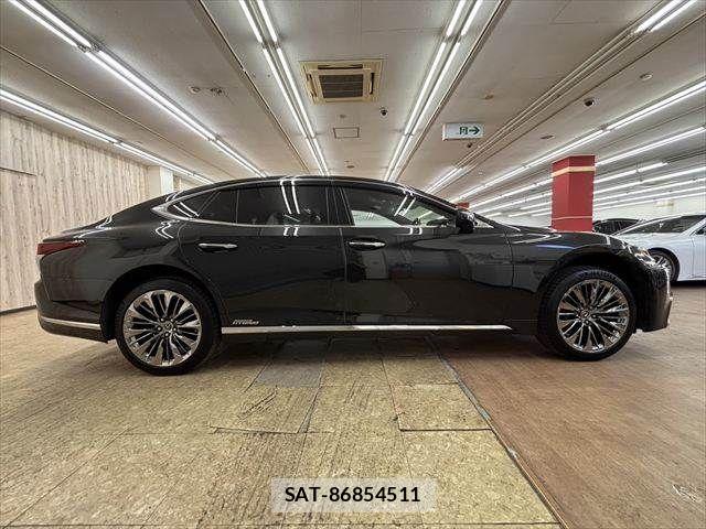 Lexus LS 2018-03 8336566-12