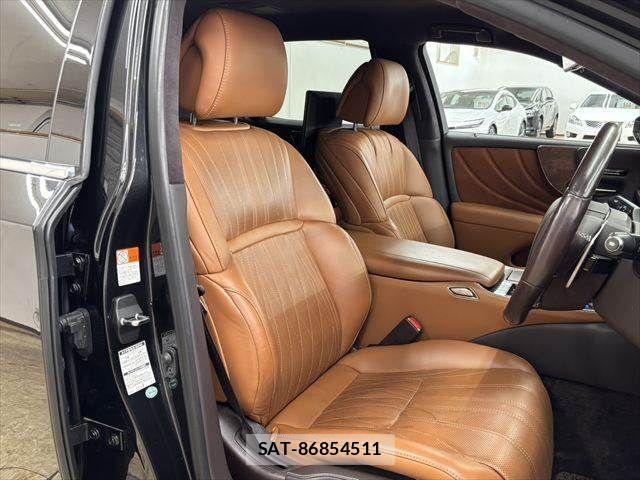 Lexus LS 2018-03 8336566-6