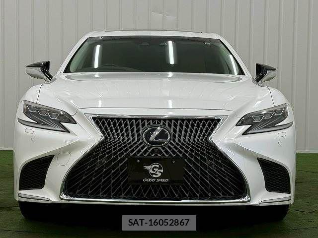 Lexus LS 2017-11 8336564-11
