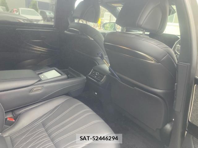 Lexus LS 2024-02 8336562-13