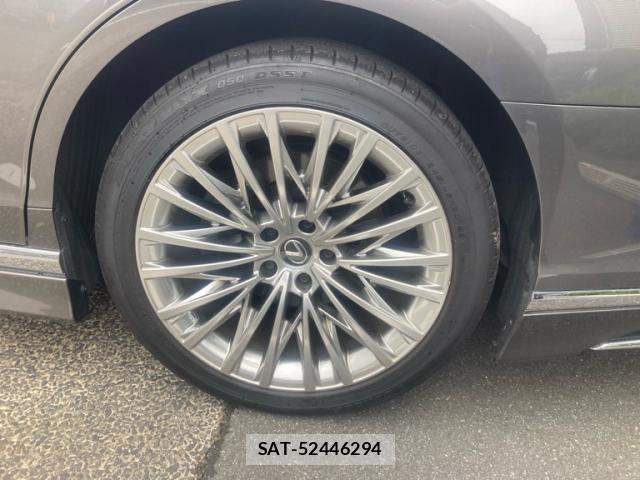 Lexus LS 2024-02 8336562-7