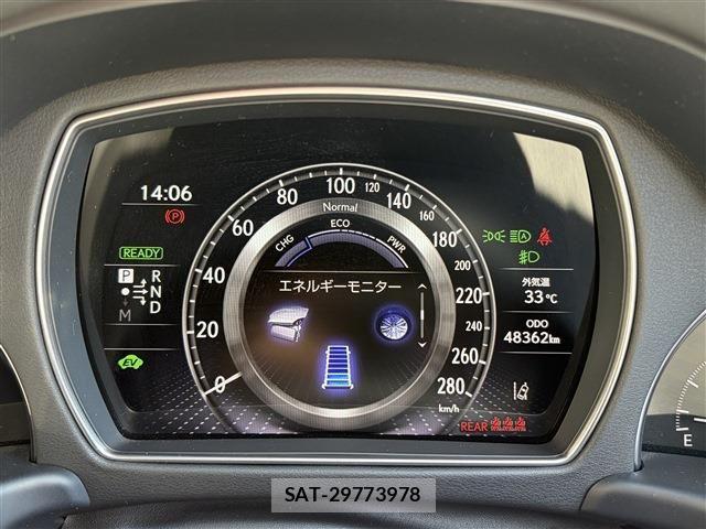 Lexus LS 2021-07 8366741-29