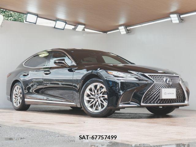 Lexus LS 2018-03 8366744-0