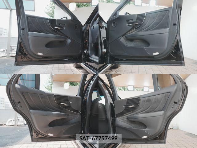 Lexus LS 2018-03 8366744-5