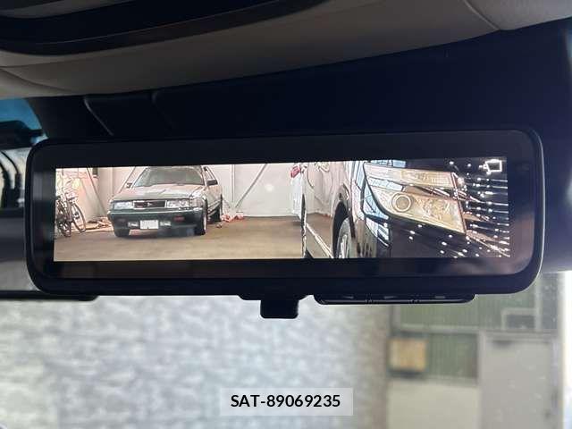 Lexus LS 2019-04 8366742-9