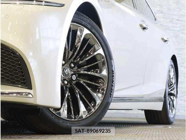 Lexus LS 2019-04 8366742-19