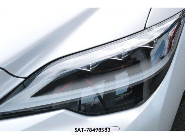 Lexus LS 2020-12 8438353-13
