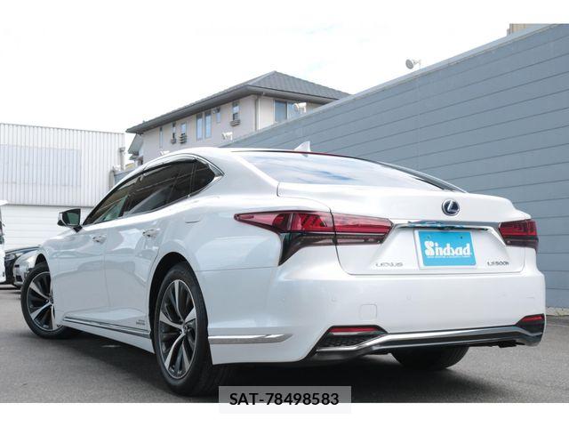 Lexus LS 2020-12 8438353-1