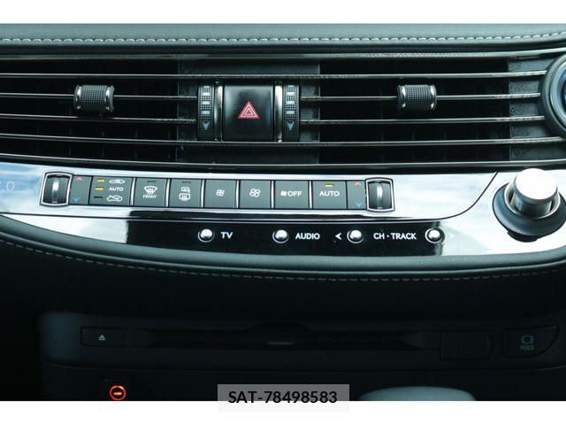 Lexus LS 2020-12 8438353-24