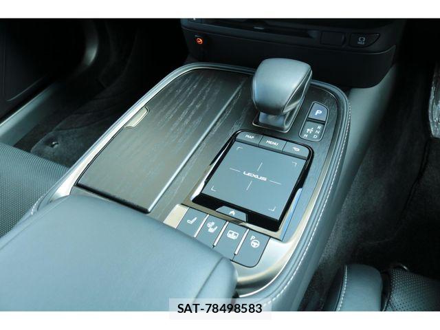 Lexus LS 2020-12 8438353-26