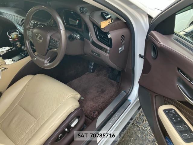 Lexus LS 2019-10 8525540-10
