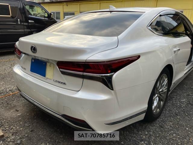 Lexus LS 2019-10 8525540-2