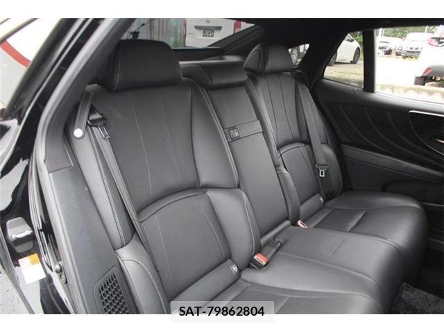 Lexus LS 2017-11 8627481-22