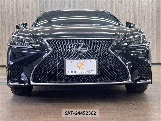 Lexus LS 2019-07 8627482-12