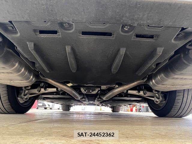 Lexus LS 2019-07 8627482-28