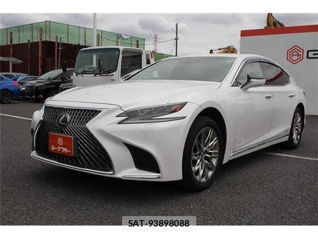 Lexus LS 2017-12 8666404-9