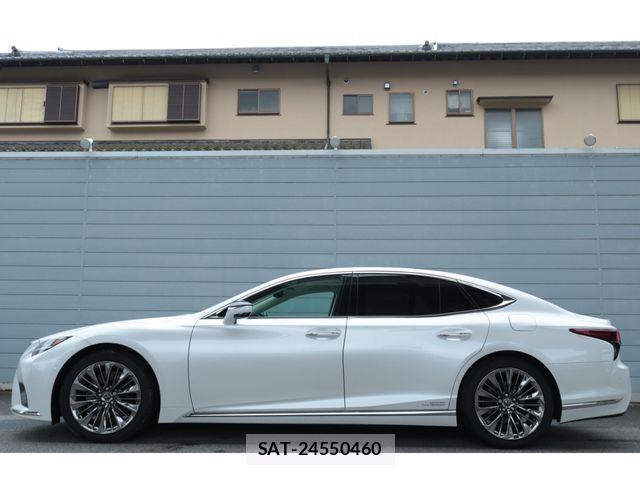Lexus LS 2021-10 8666403-12