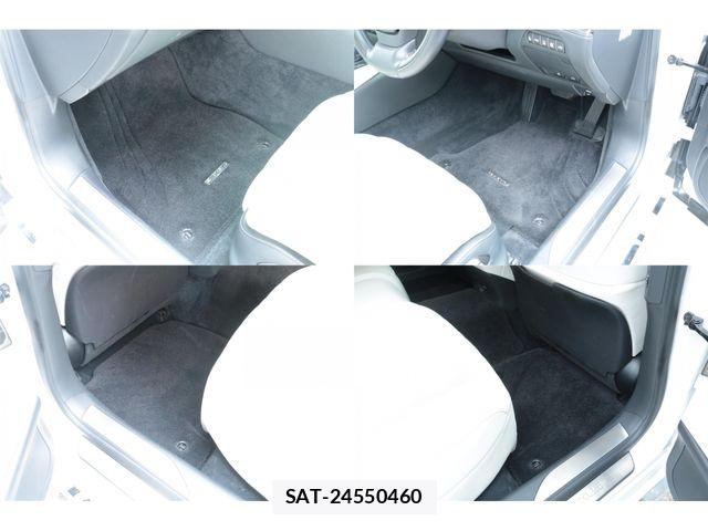 Lexus LS 2021-10 8666403-21