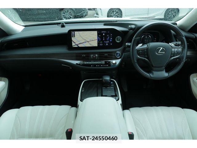 Lexus LS 2021-10 8666403-2