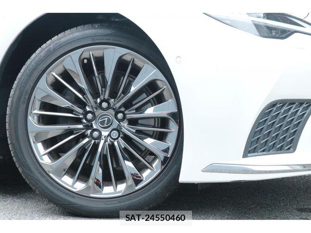 Lexus LS 2021-10 8666403-3