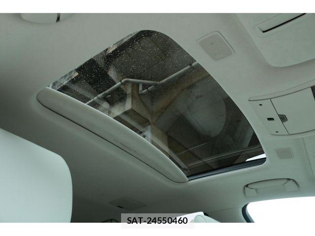 Lexus LS 2021-10 8666403-4