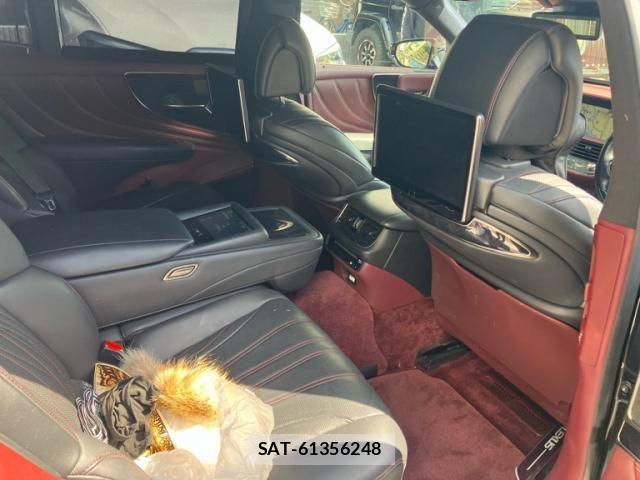 Lexus LS 2017-11 8666402-10