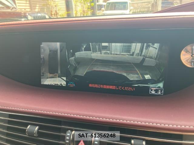 Lexus LS 2017-11 8666402-22