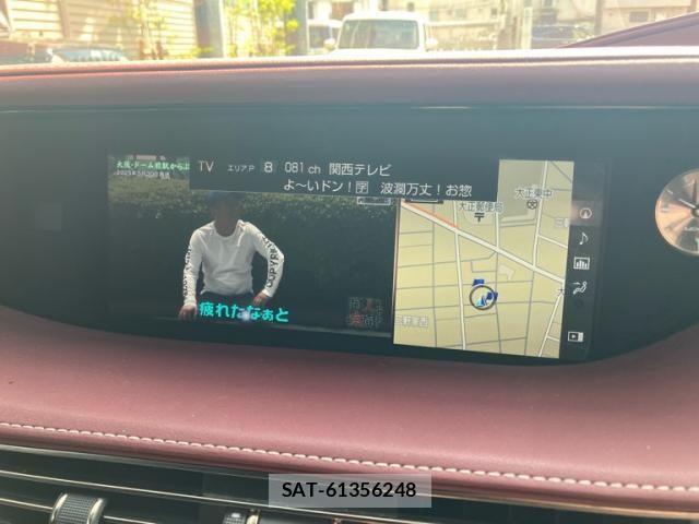Lexus LS 2017-11 8666402-23