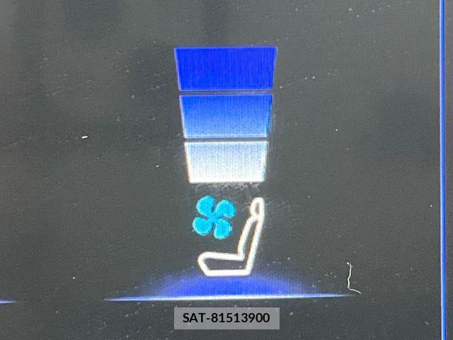 Lexus LS 2021-10 8796485-19