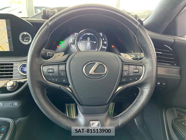 Lexus LS 2021-10 8796485-6