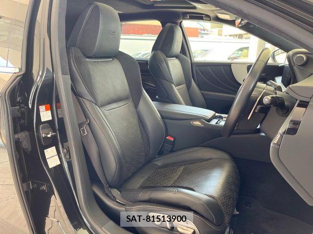 Lexus LS 2021-10 8796485-8