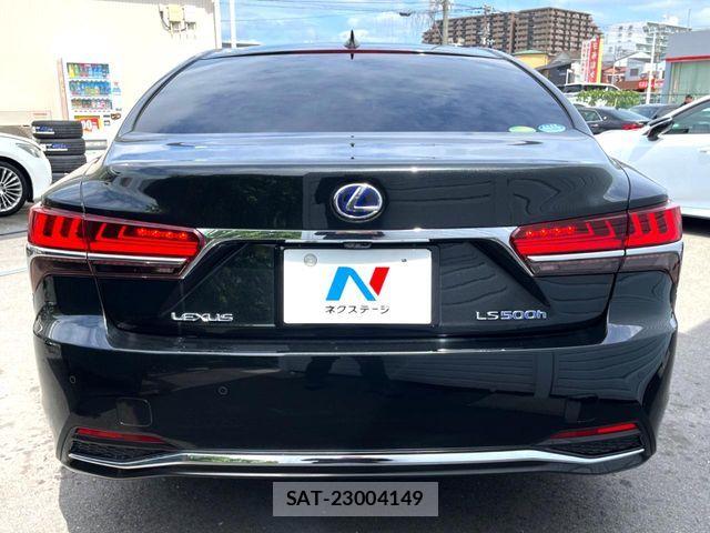 Lexus LS 2018-03 8829964-15