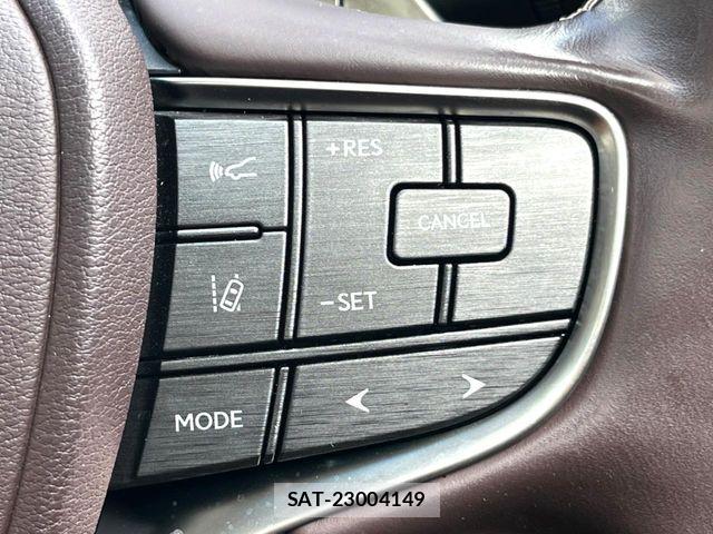 Lexus LS 2018-03 8829964-8