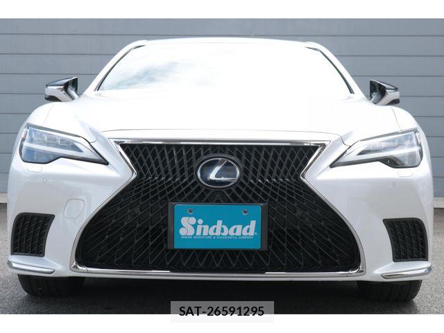 Lexus LS 2021-05 8880515-10