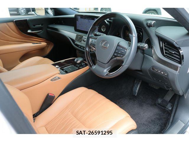 Lexus LS 2021-05 8880515-15