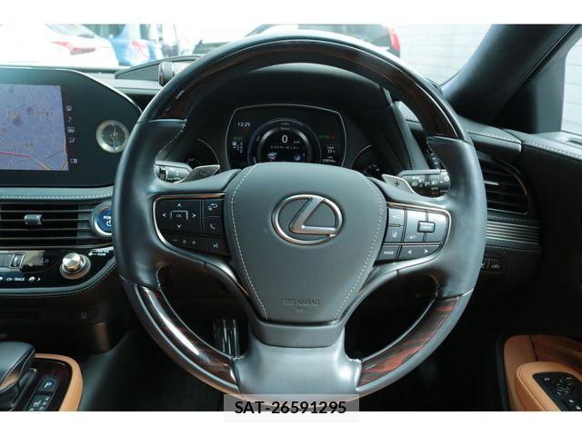 Lexus LS 2021-05 8880515-23