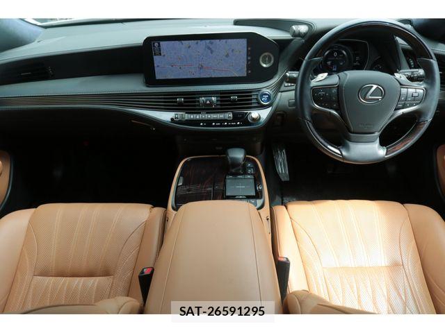 Lexus LS 2021-05 8880515-2