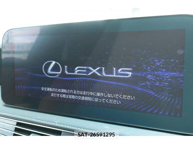 Lexus LS 2021-05 8880515-6