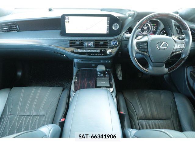 Lexus LS 2021-01 8880516-2
