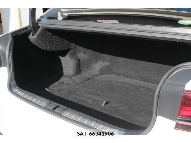 Lexus LS 2021-01 8880516-29