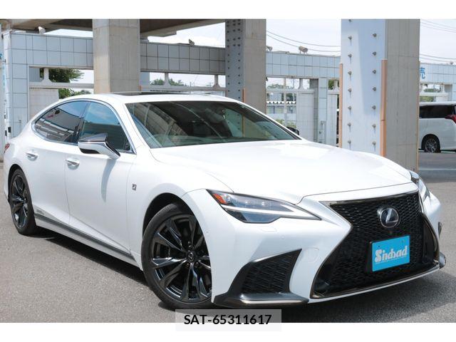 Lexus LS 2021-07 8880518-11