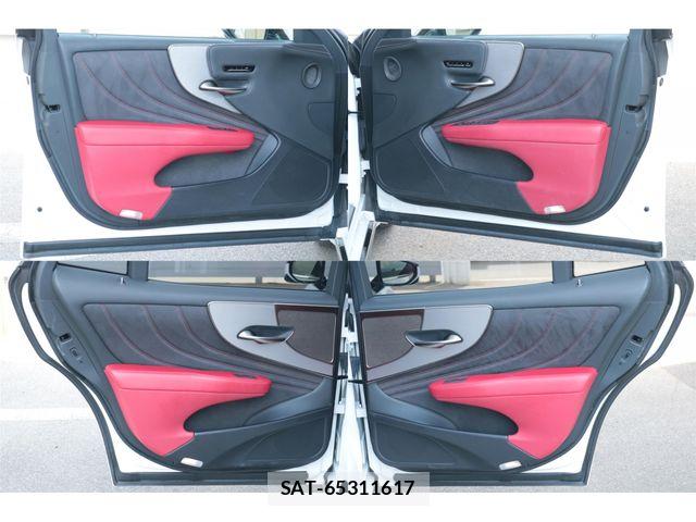 Lexus LS 2021-07 8880518-21