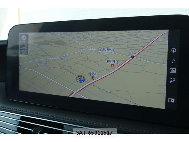Lexus LS 2021-07 8880518-6