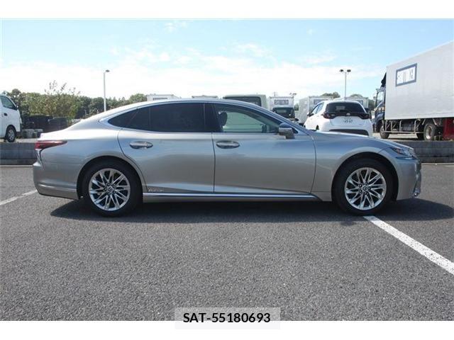 Lexus LS 2018-03 8883849-16