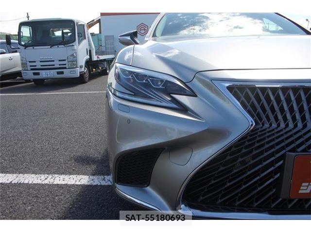 Lexus LS 2018-03 8883849-23