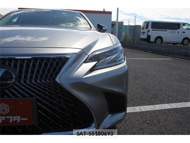Lexus LS 2018-03 8883849-25