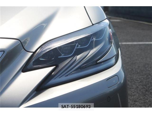 Lexus LS 2018-03 8883849-26