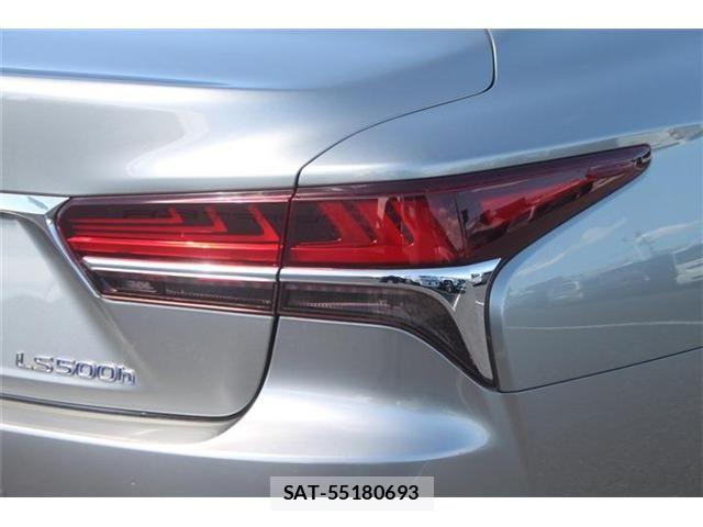 Lexus LS 2018-03 8883849-28